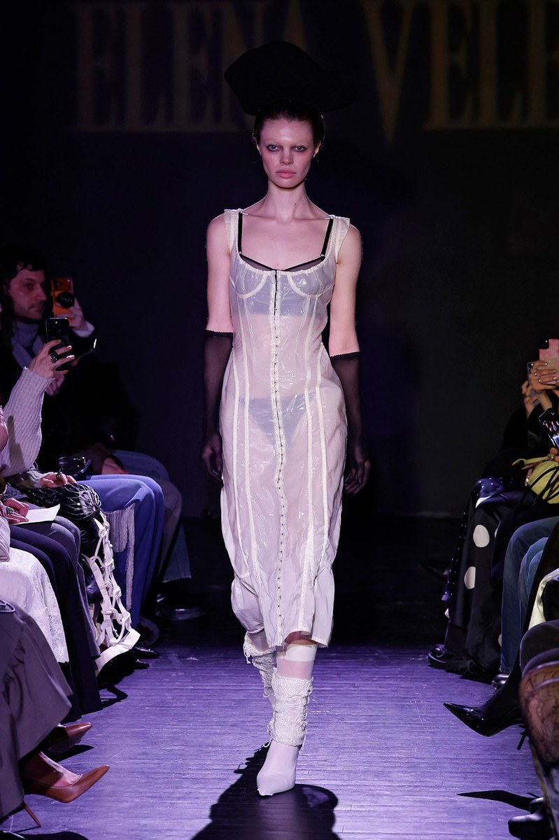 Look 27