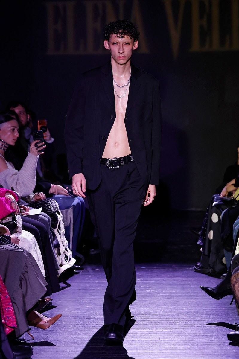 Look 28