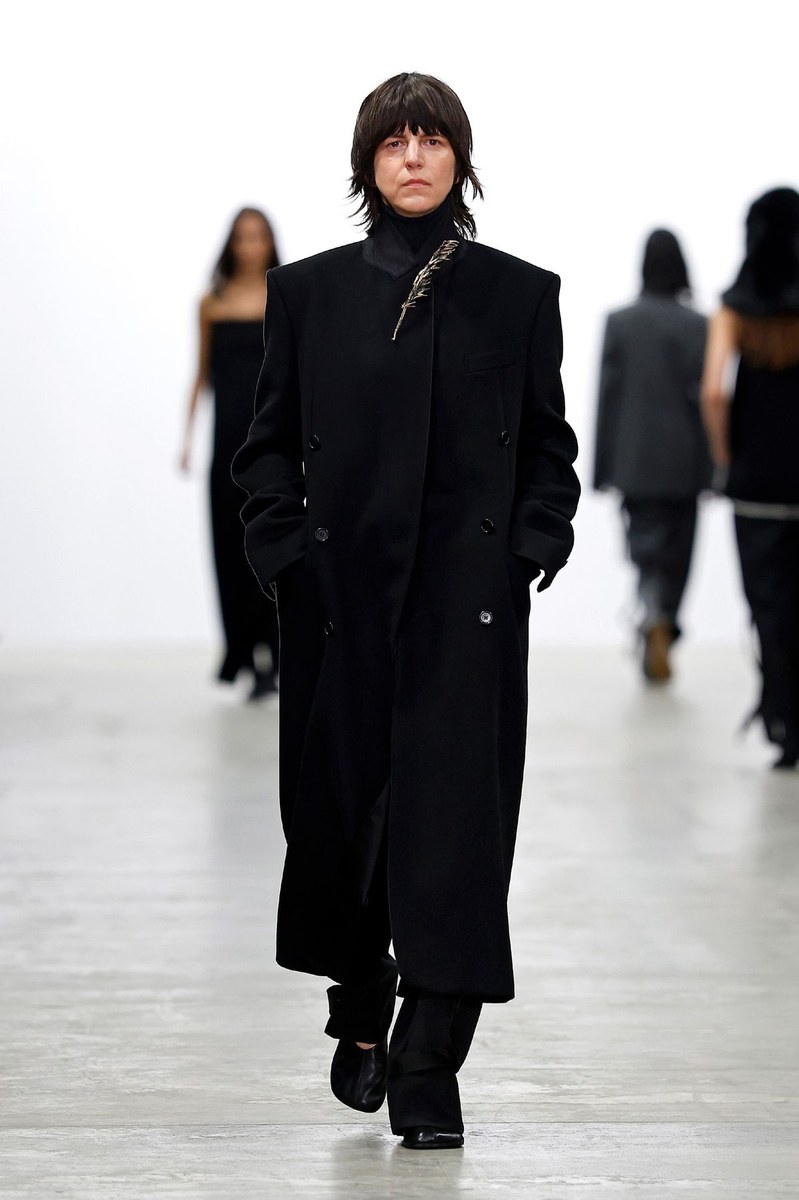 Look 24