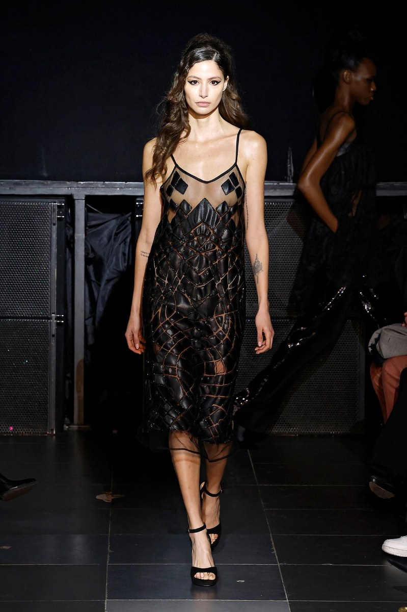 Look 7