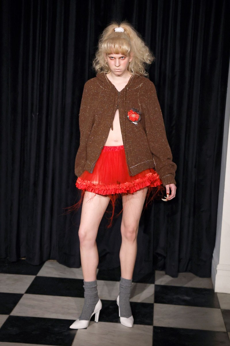 Look 19