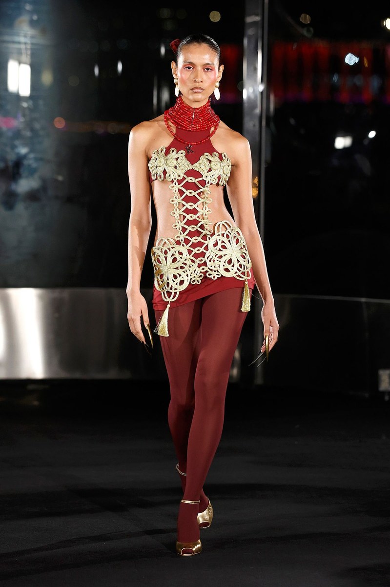 Look 2