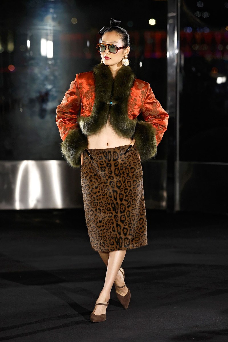 Look 7