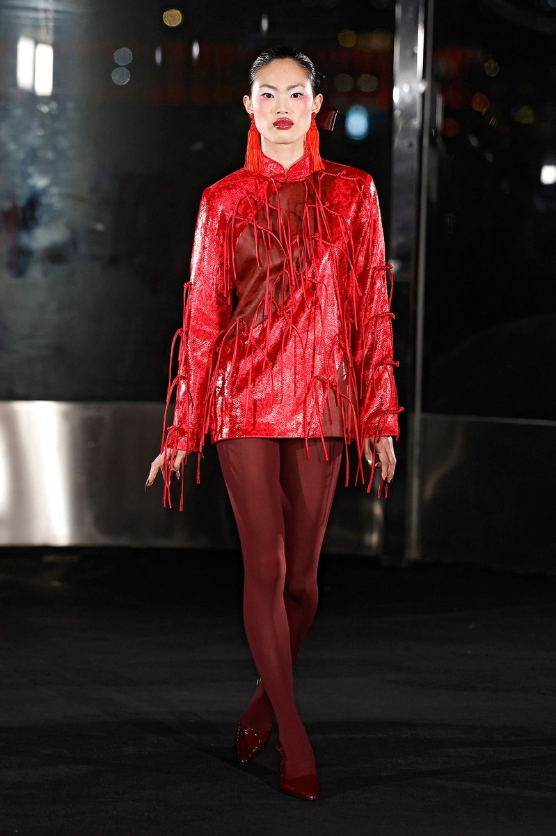 Look 15