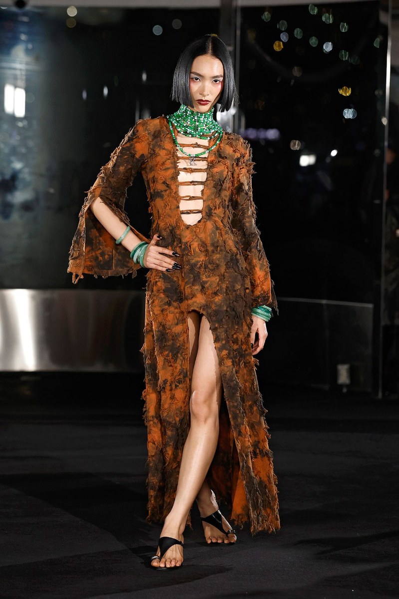 Look 17