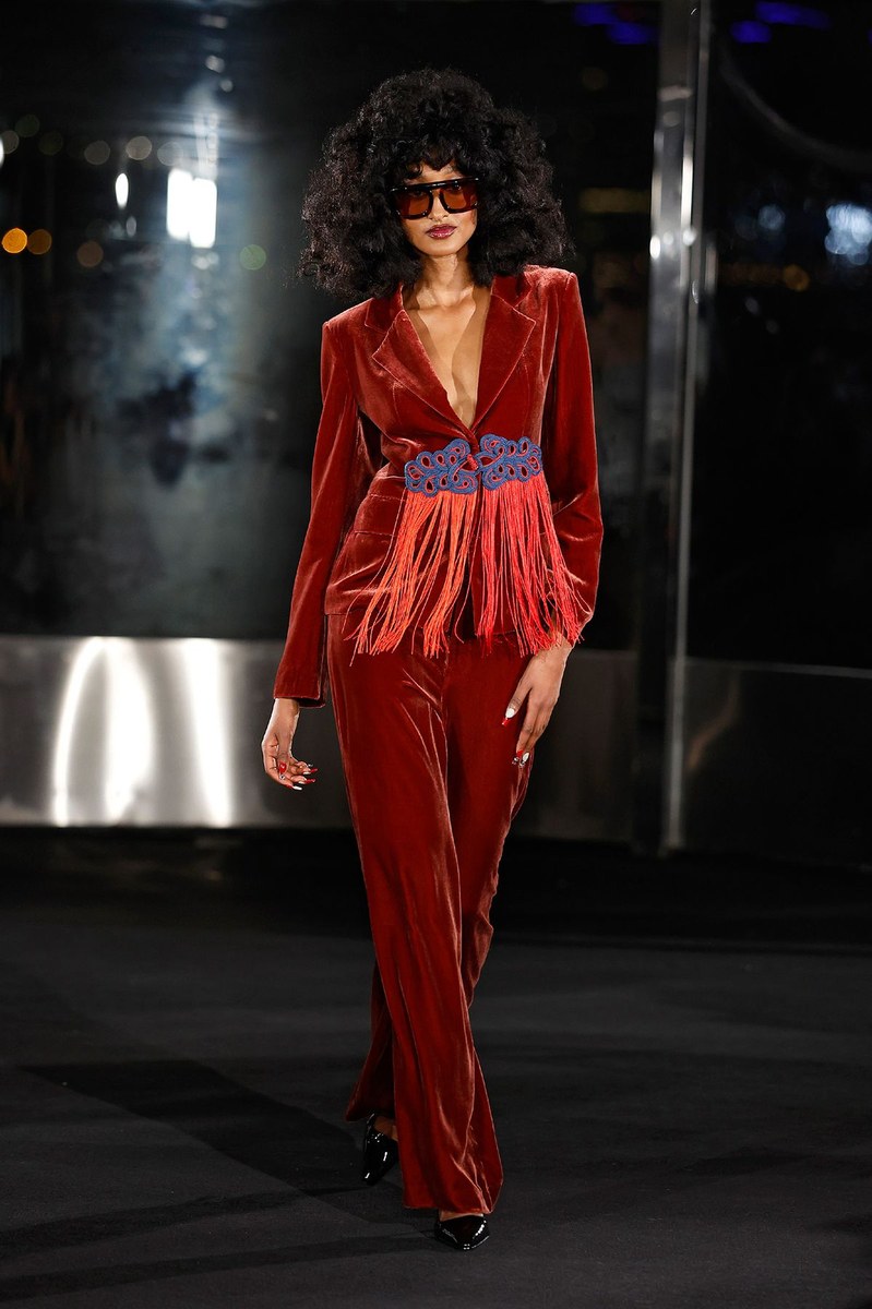 Look 35