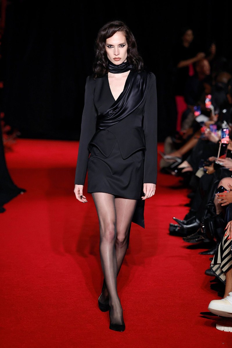 Look 12