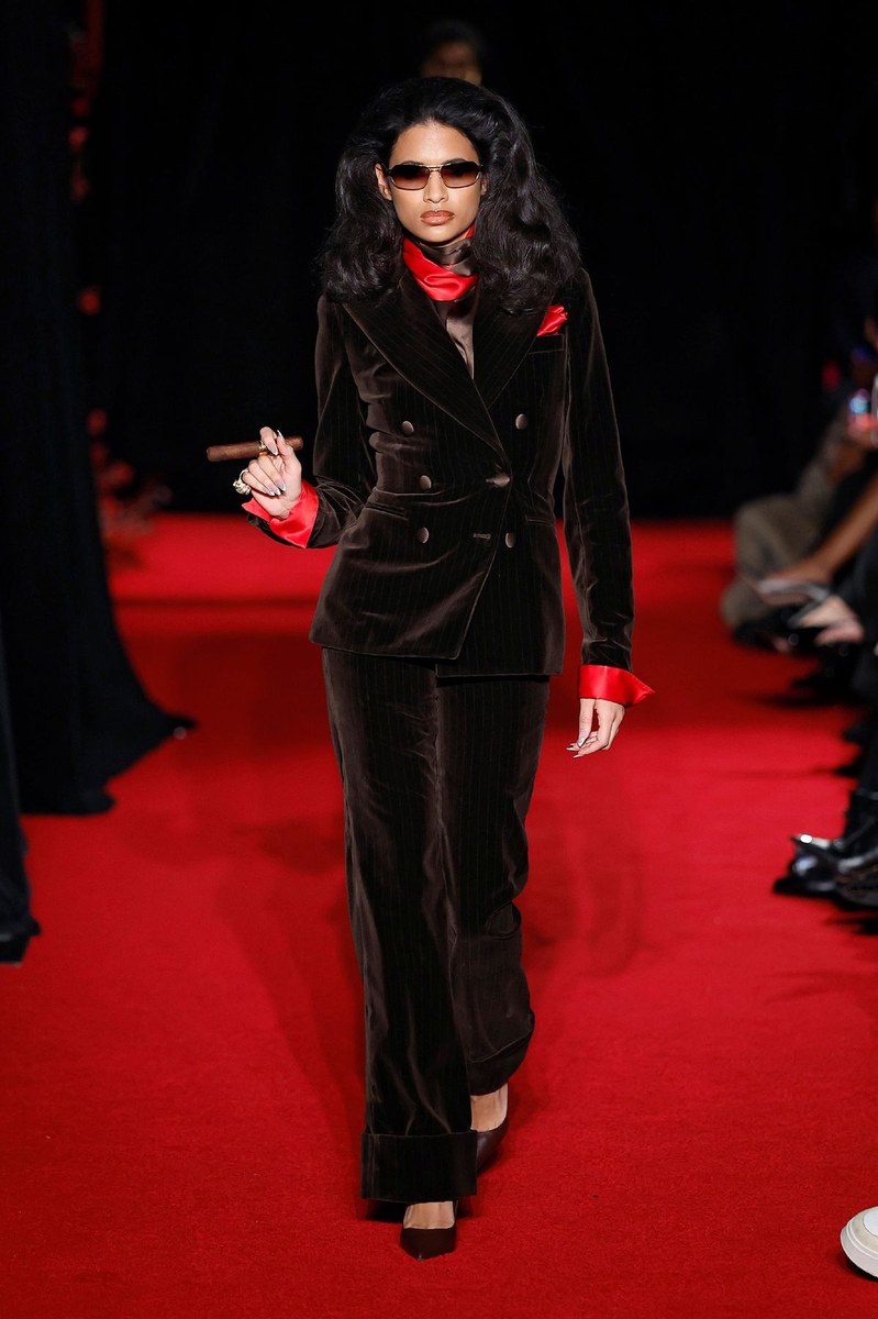 Look 19