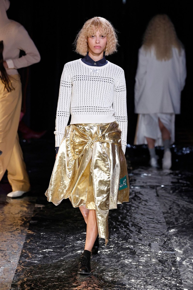 Look 13