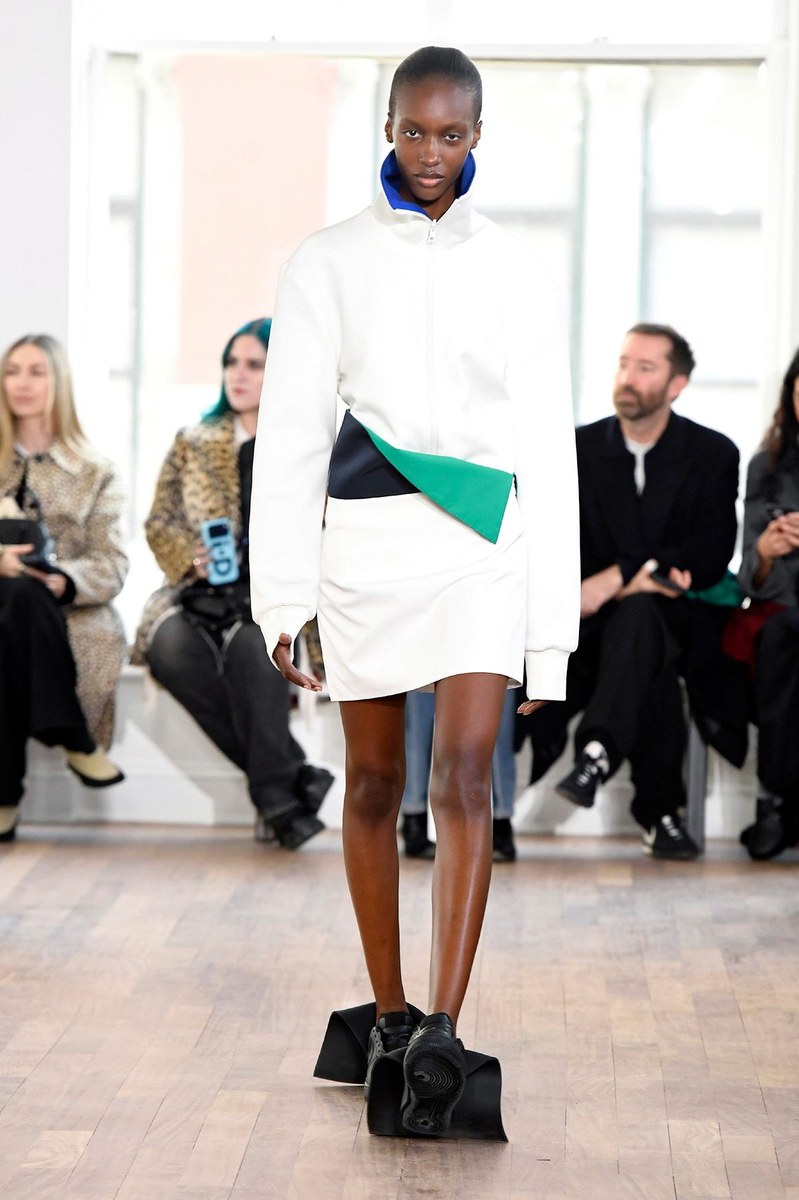 Look 2