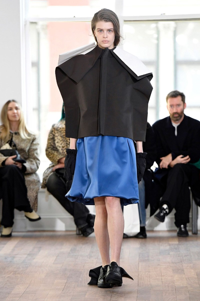 Look 10