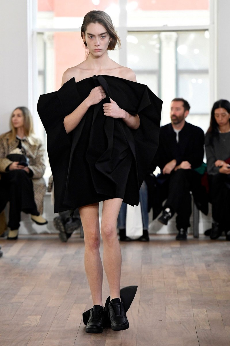 Look 27