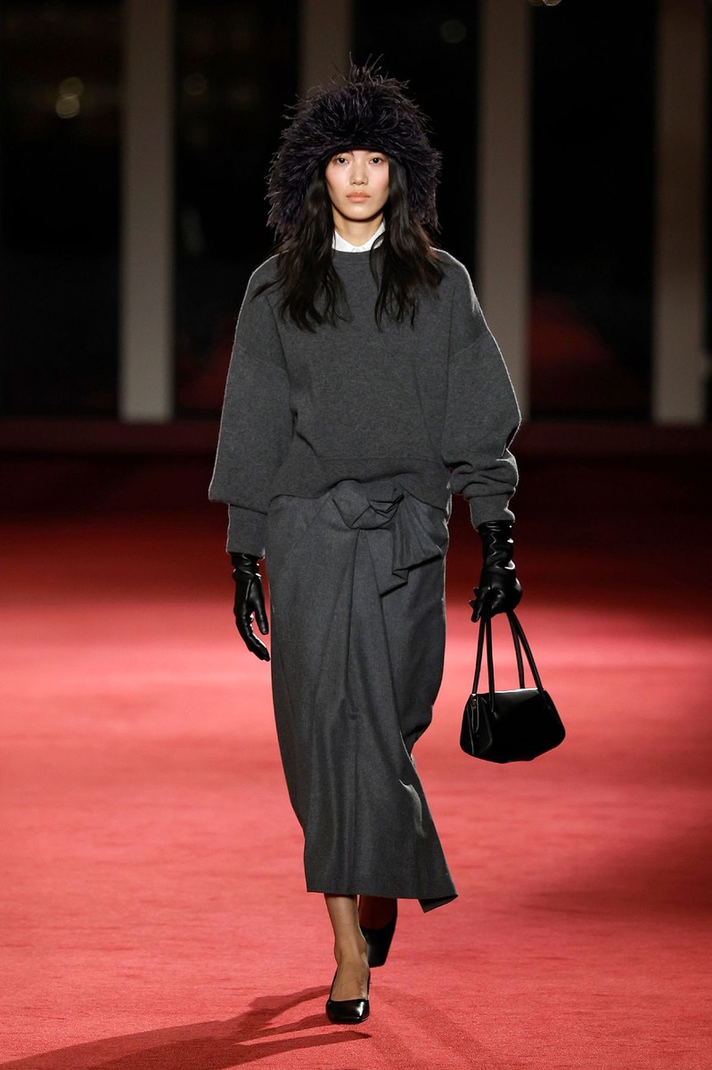 Look 4