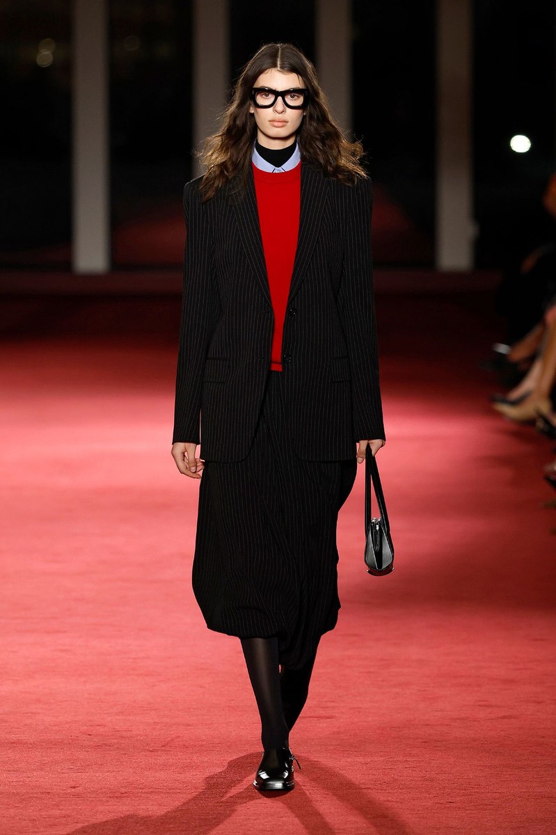 Look 19