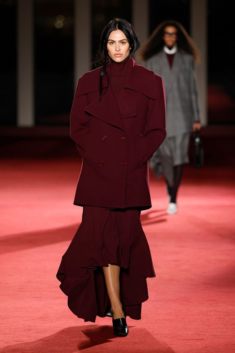 Look 27