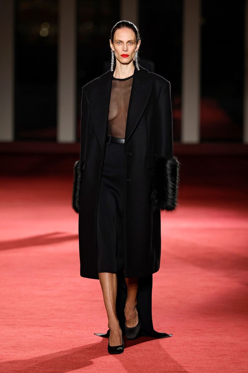 Look 48