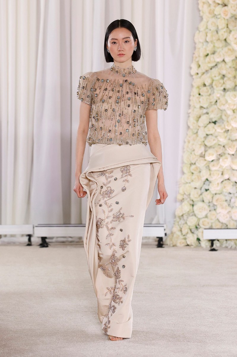 Look 11