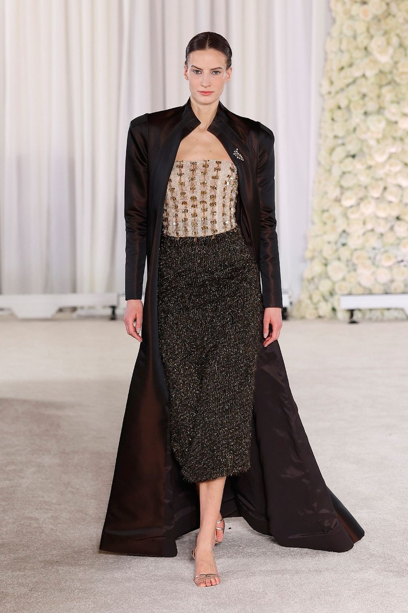 Look 12