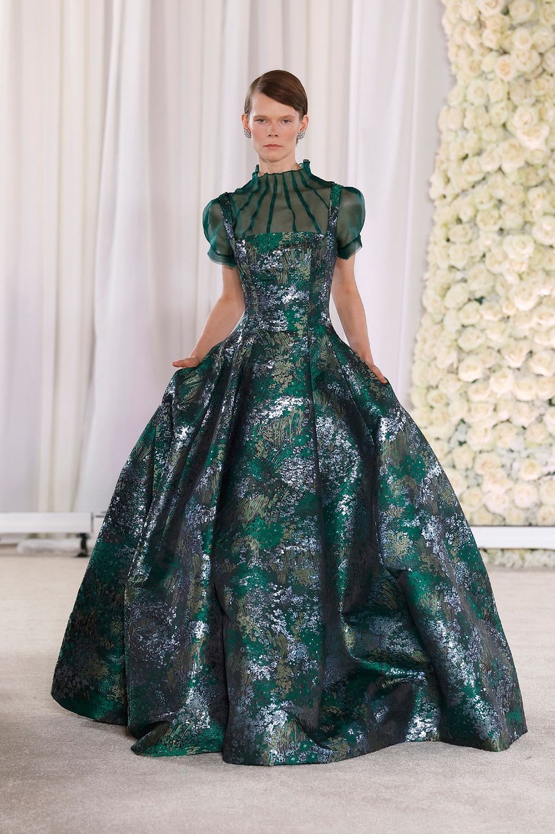 Look 15