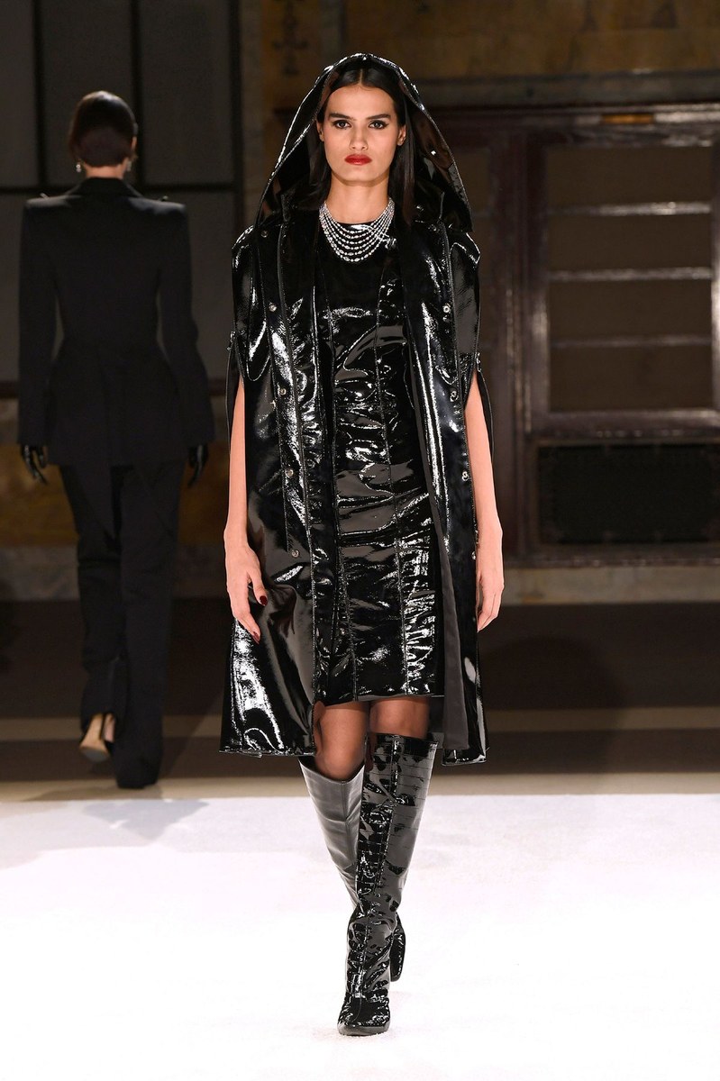 Look 4