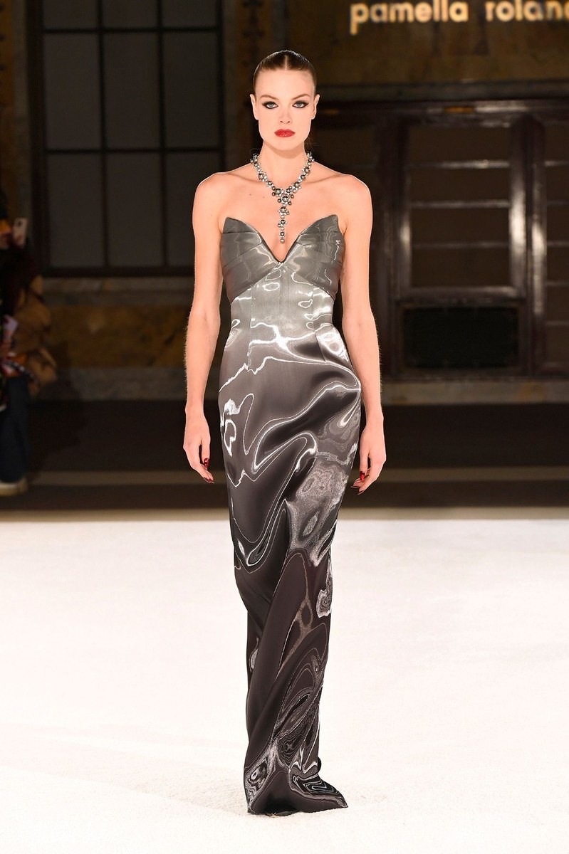 Look 5