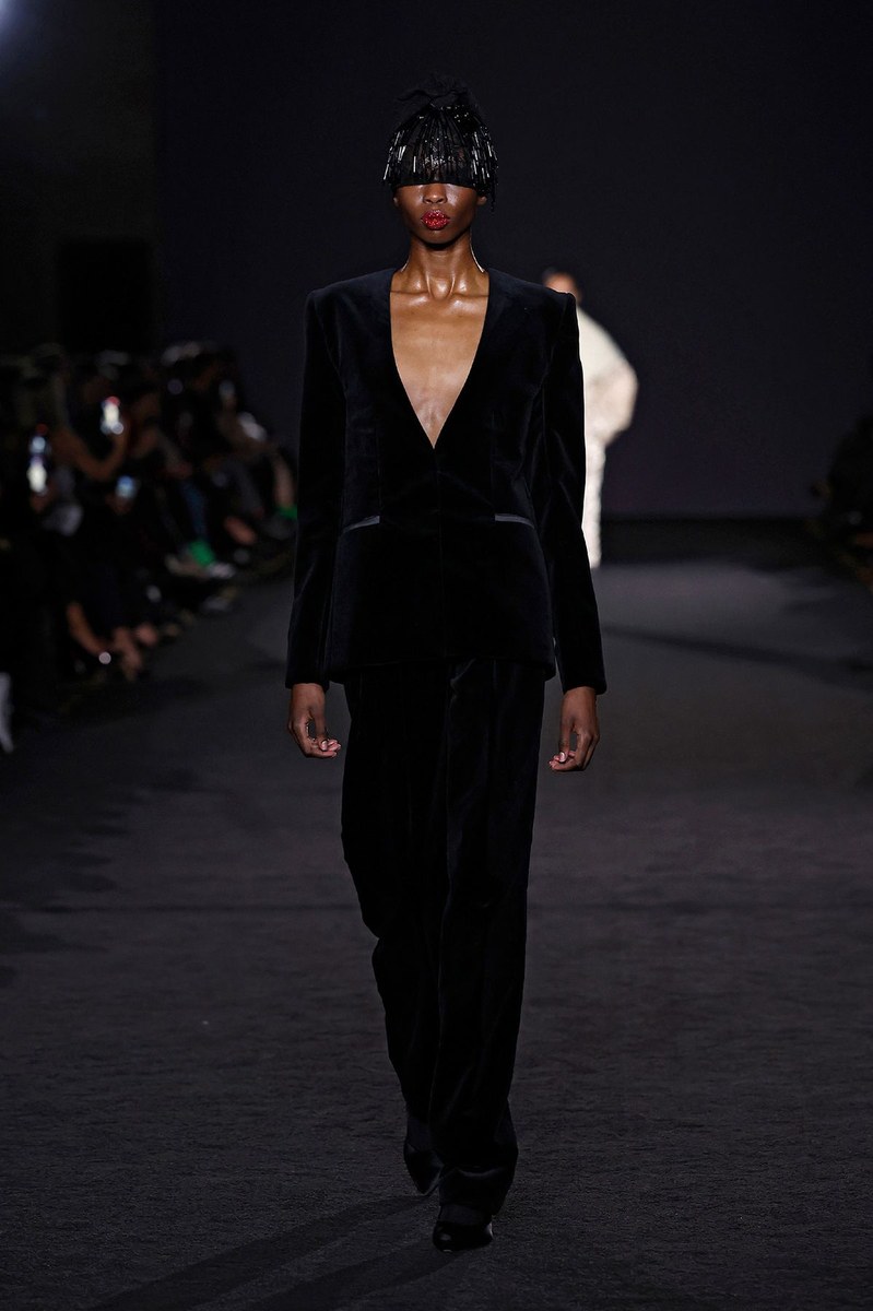 Look 4