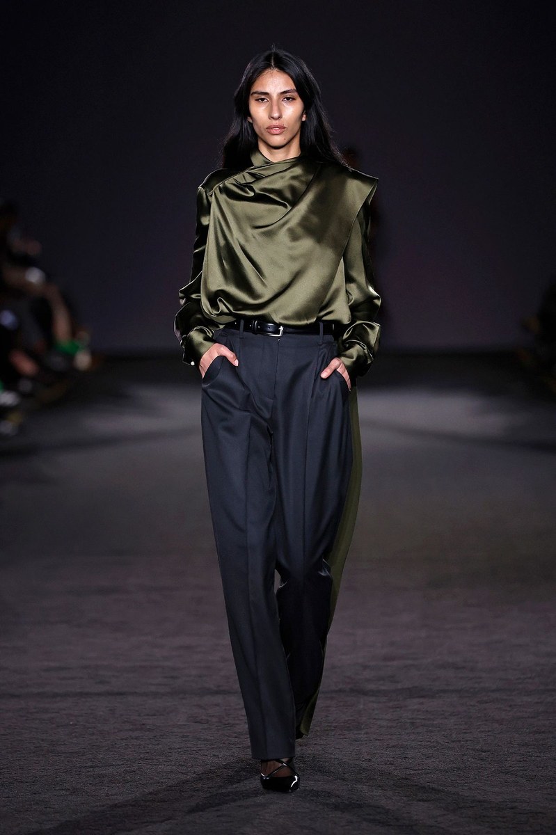Look 9