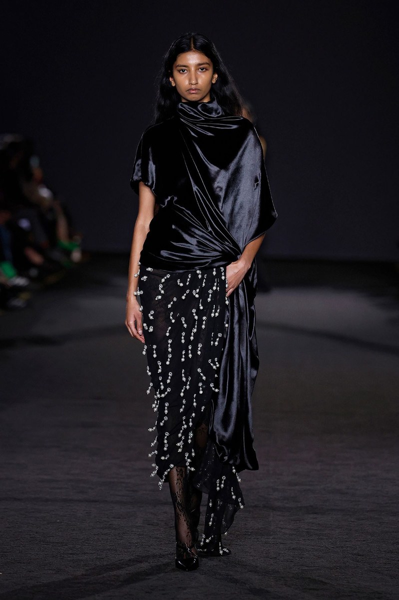 Look 14