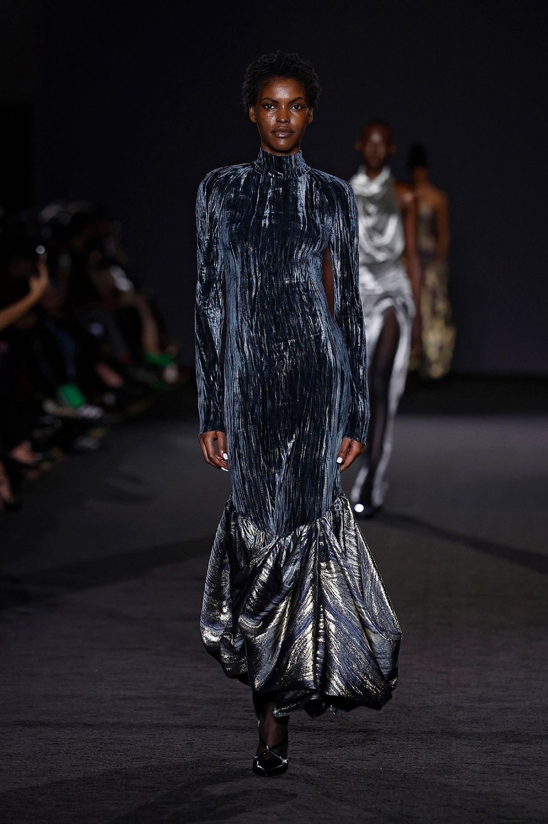 Look 17