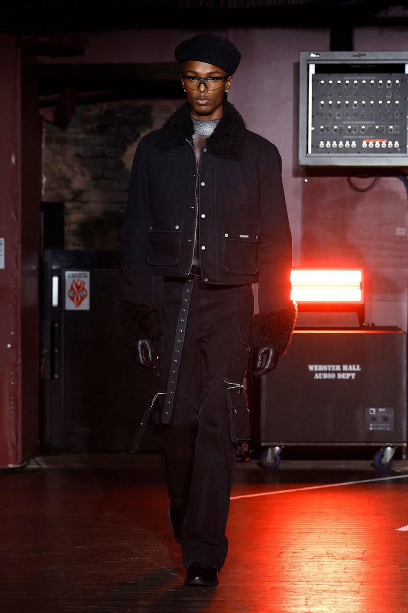 Look 15