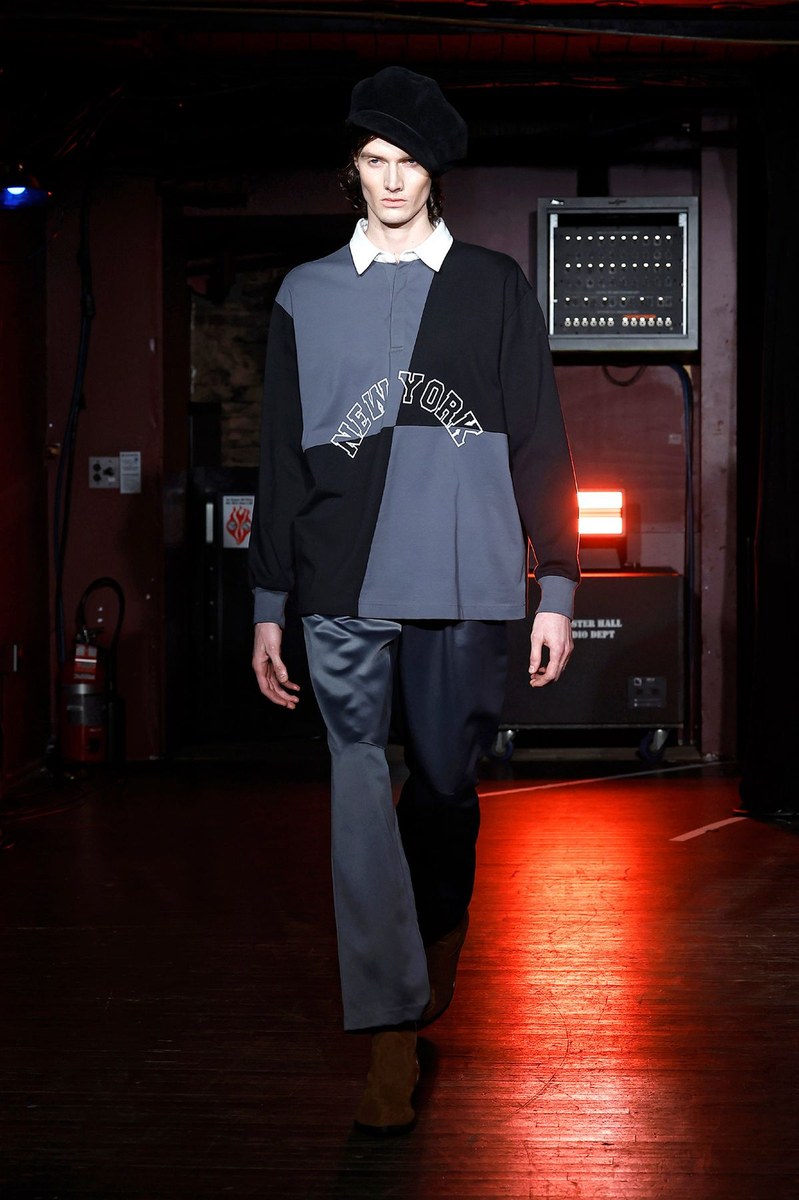 Look 24