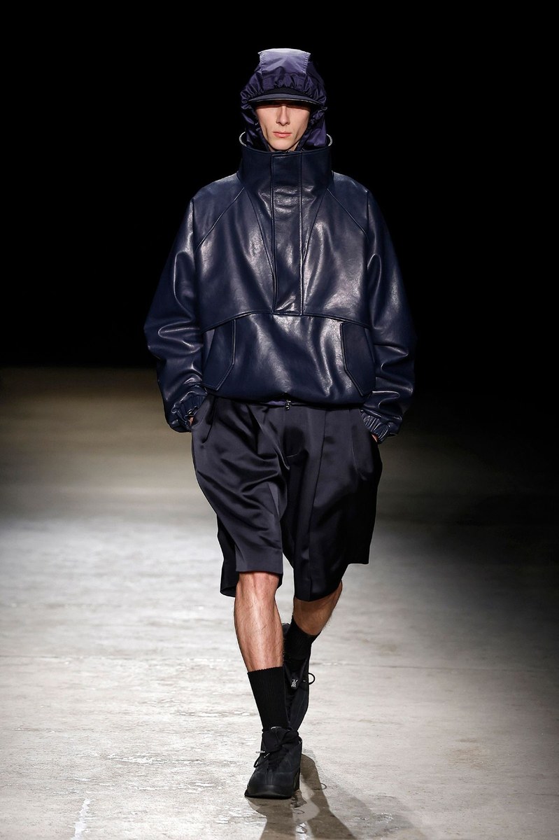 Look 3