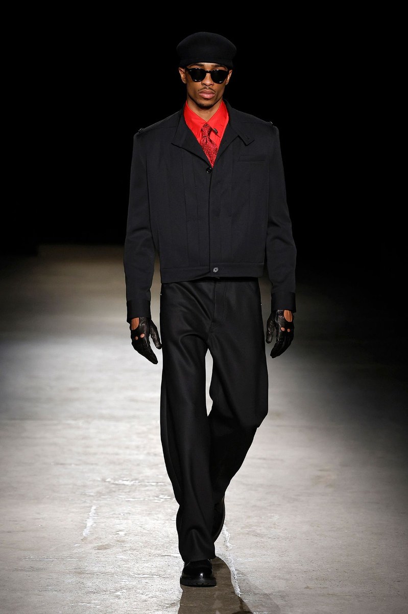 Look 8