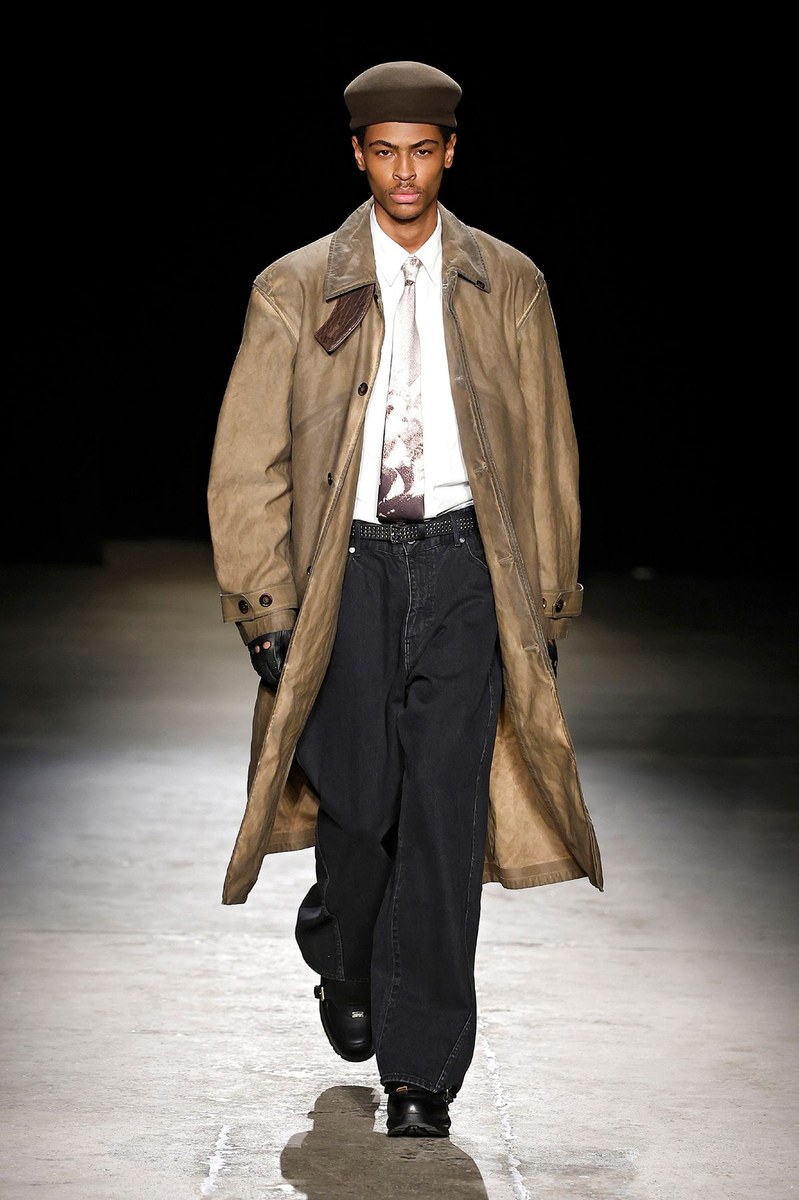 Look 11