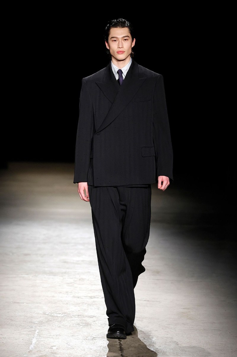 Look 29