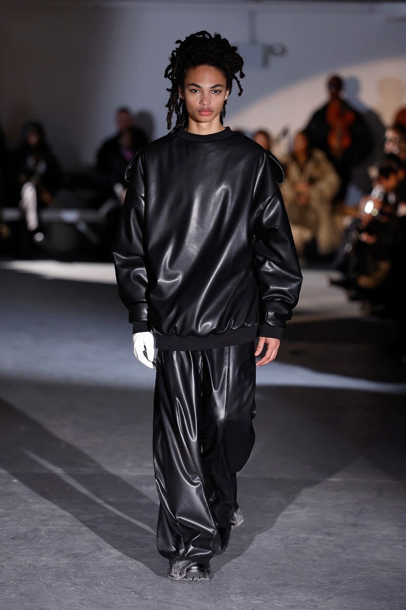 Look 8