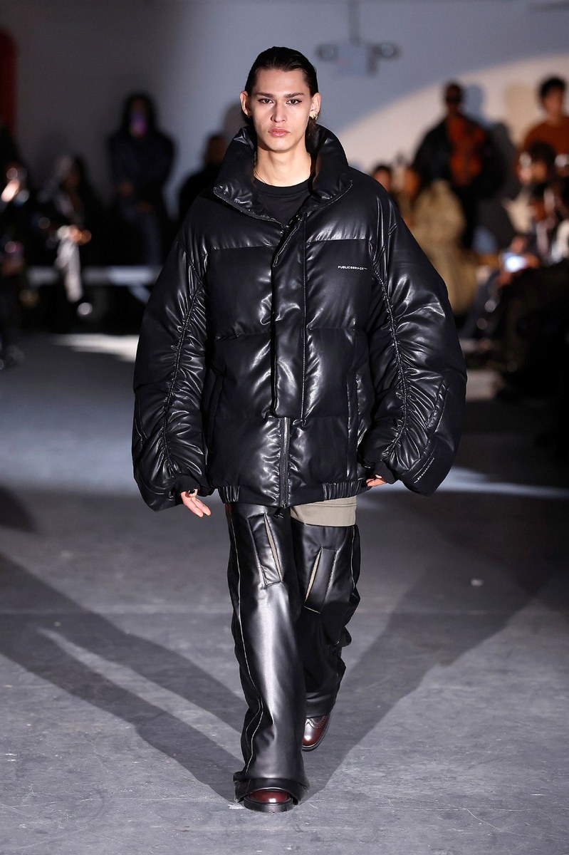 Look 25