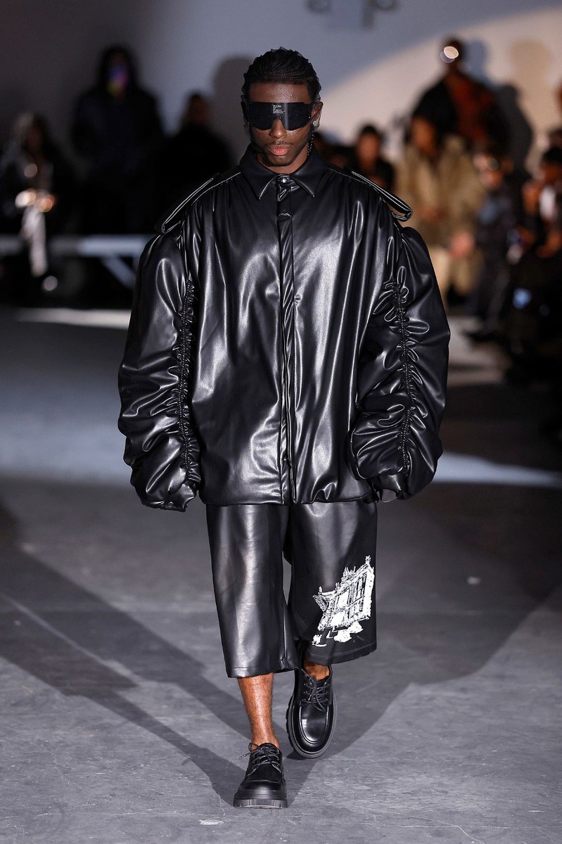 Look 37