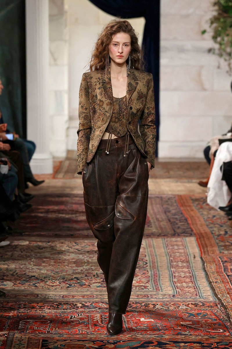 Look 23