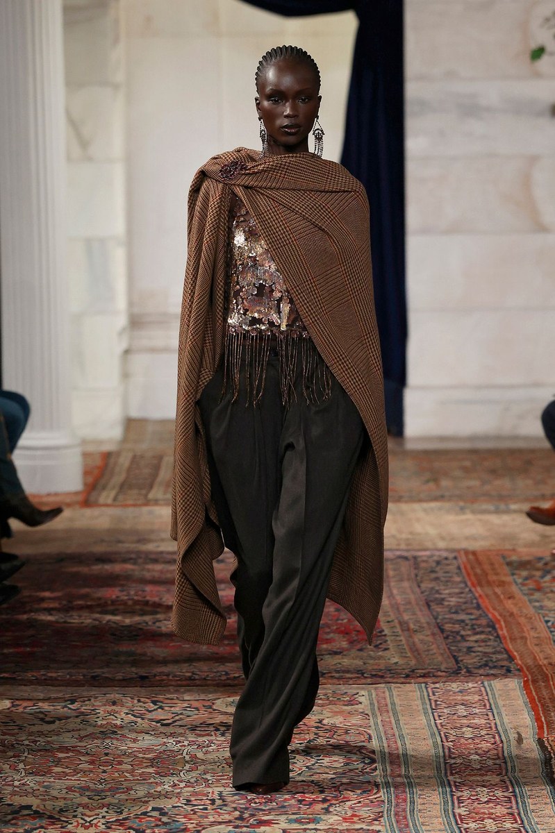 Look 24