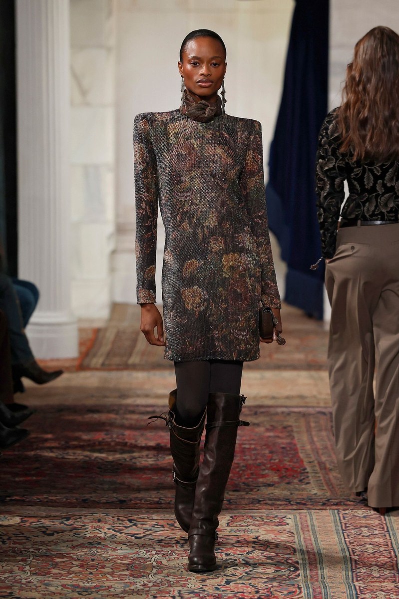 Look 25