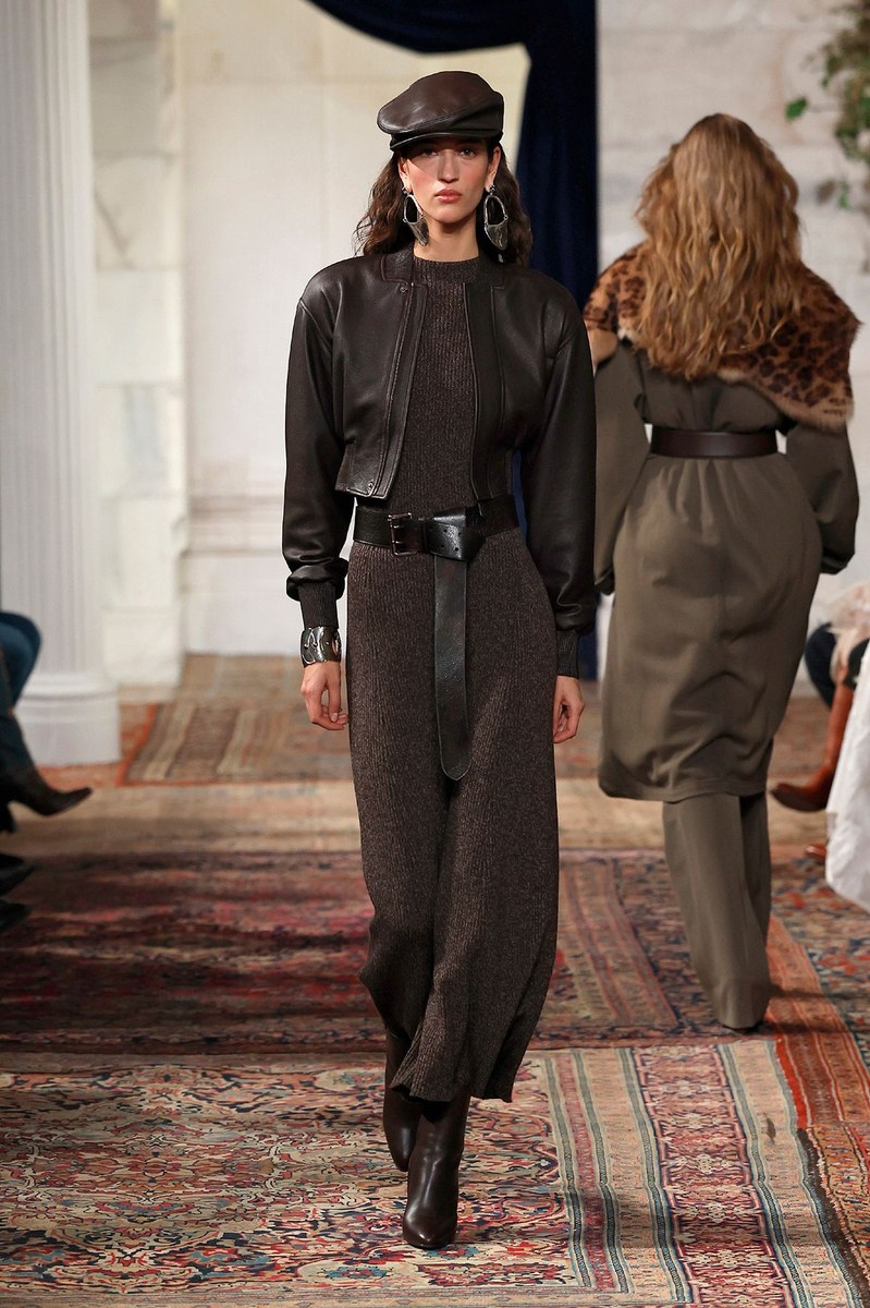 Look 30