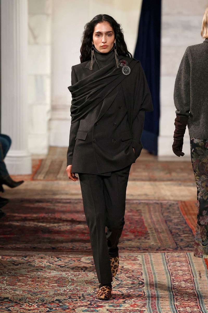 Look 35