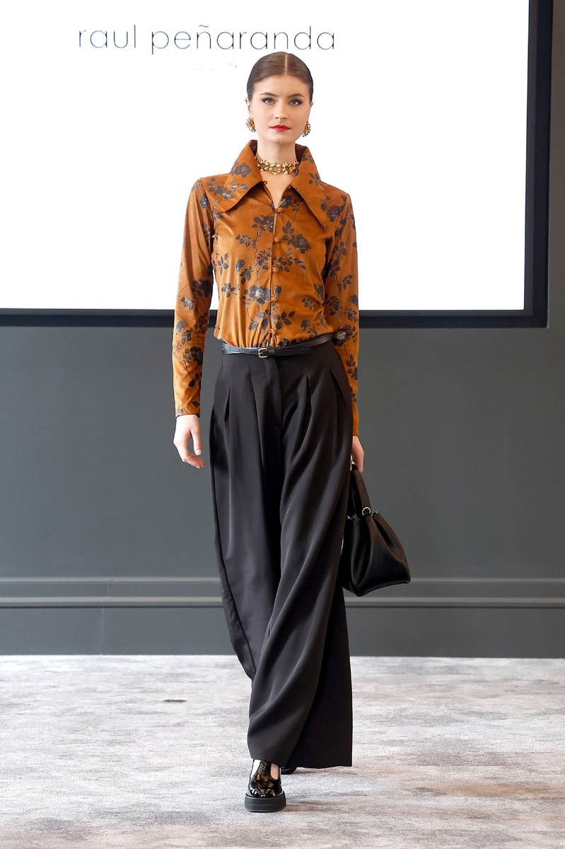 Look 2