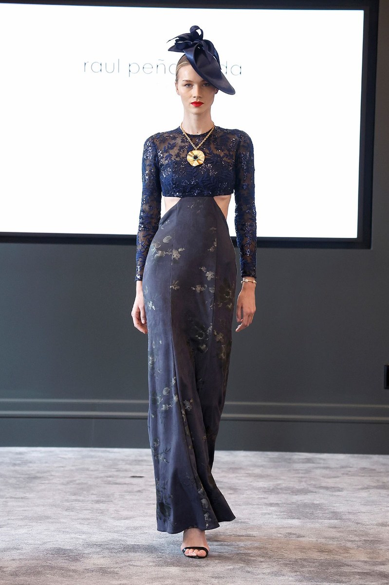 Look 16