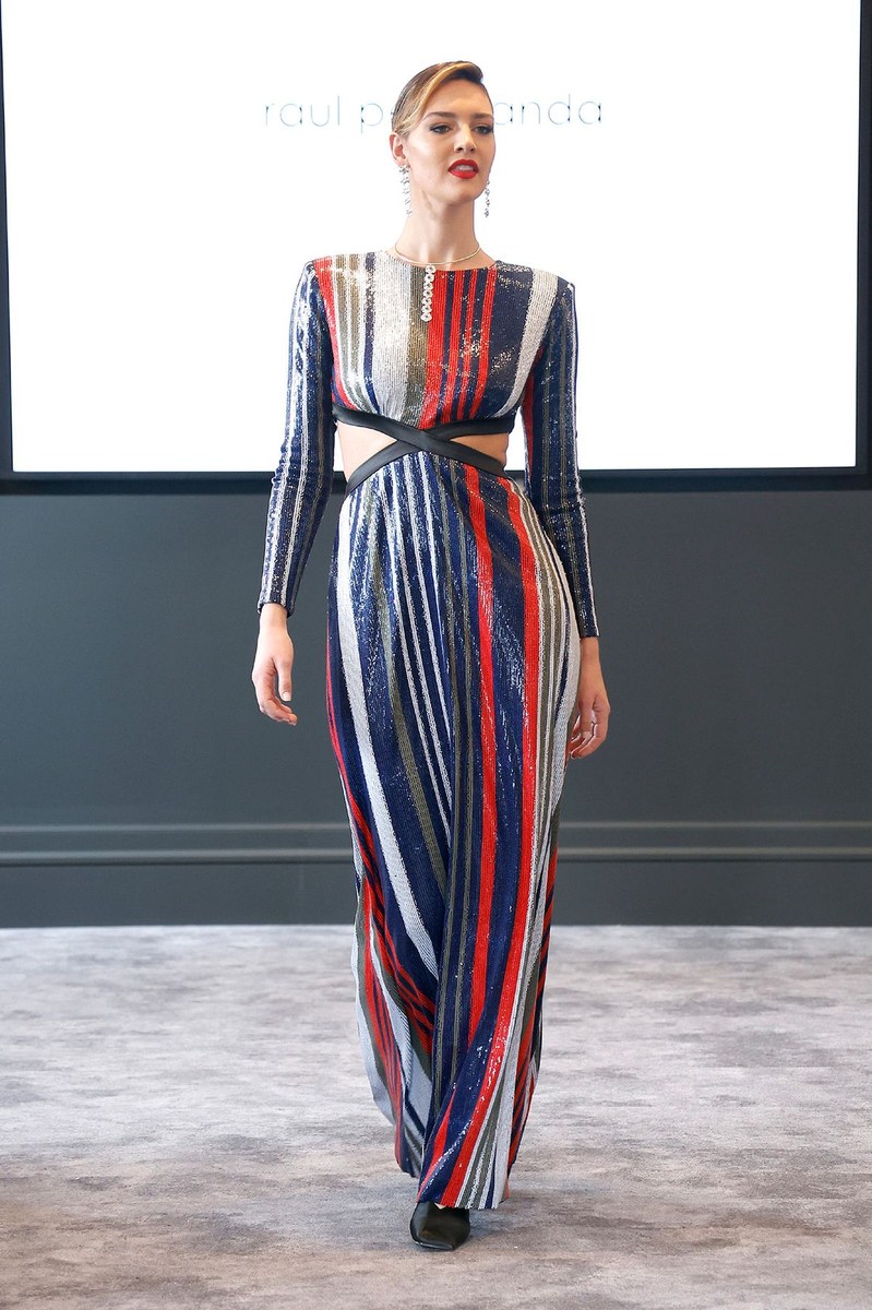 Look 18