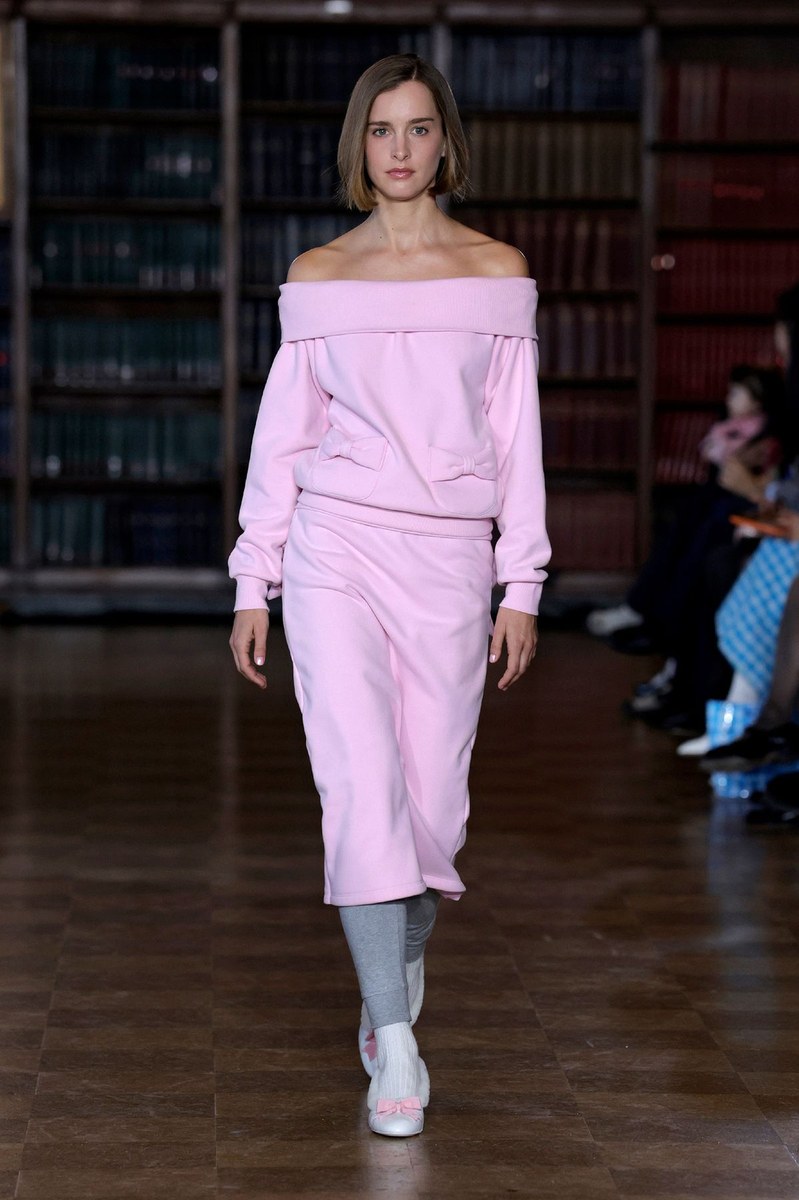 Look 10