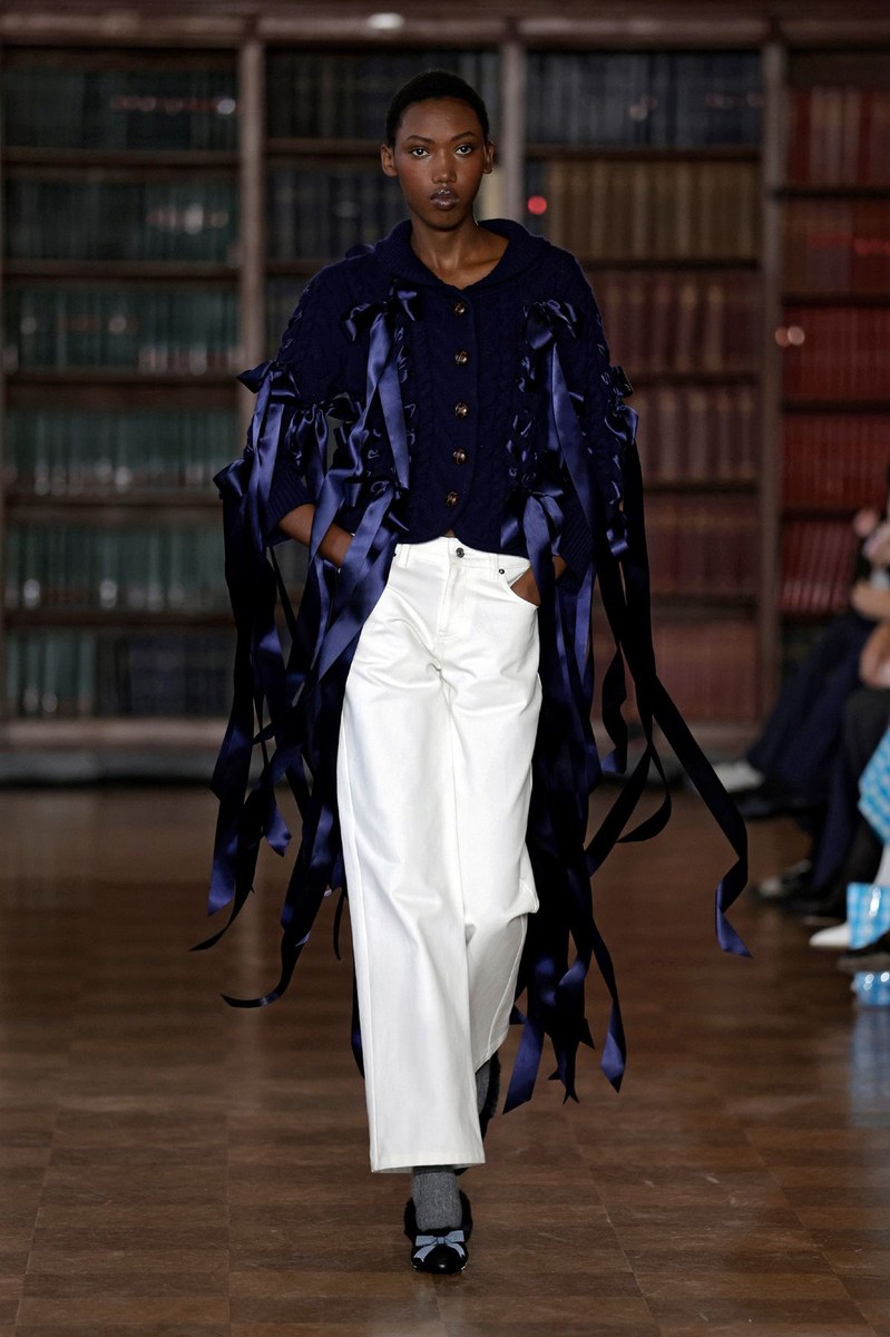 Look 17
