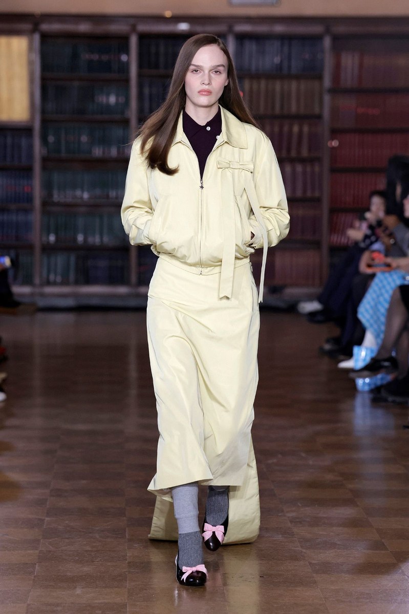 Look 18