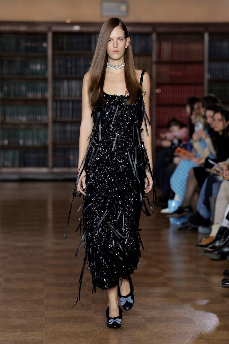 Look 25